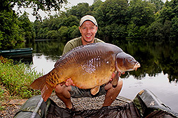 Duncan Arrandale with a 43lb 4oz mirror